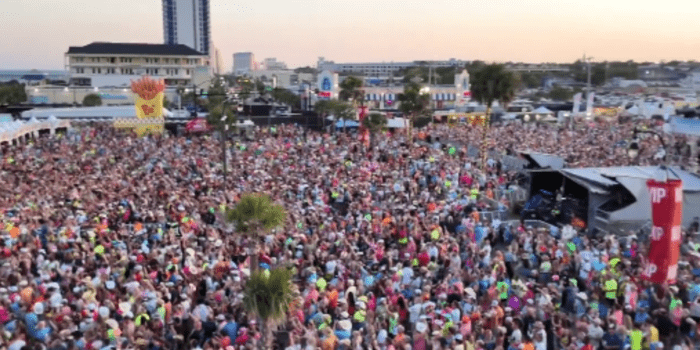 Entire CCMF crowd breaks out in “We Want Trump” chant